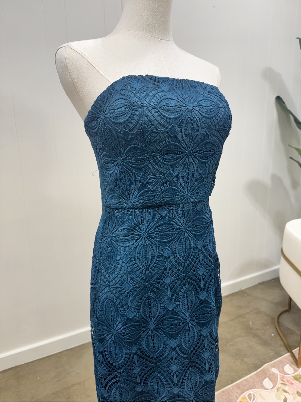 Trina Turk Strapless Lace Midi Dress | Teal Blue | Size 2 | NWT | MSRP $358